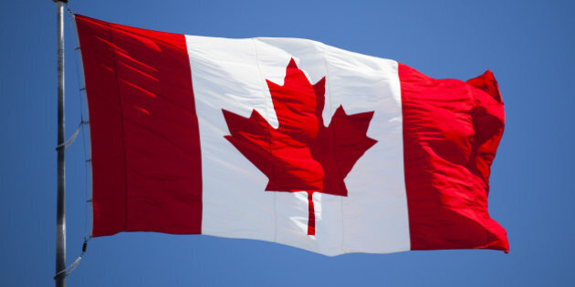 Le Drapeau Canadien Actuel, L'Unifolié, Célèbre Ses 50 Ans | HuffPost ...