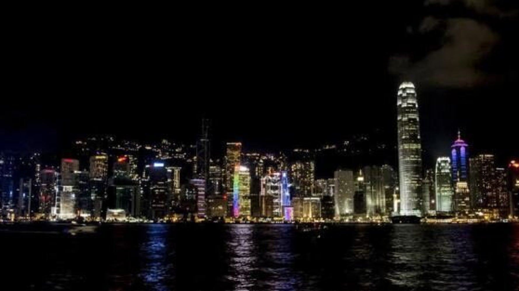 Voyage Ces 10 Villes Se Transforment Completement La Nuit Photos Huffpost Quebec Vivre Voyage Ces 10 Villes Se Transforment Completement La Nuit Photos Huffpost Quebec Vivre