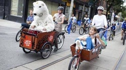 Deux roues pour sauver