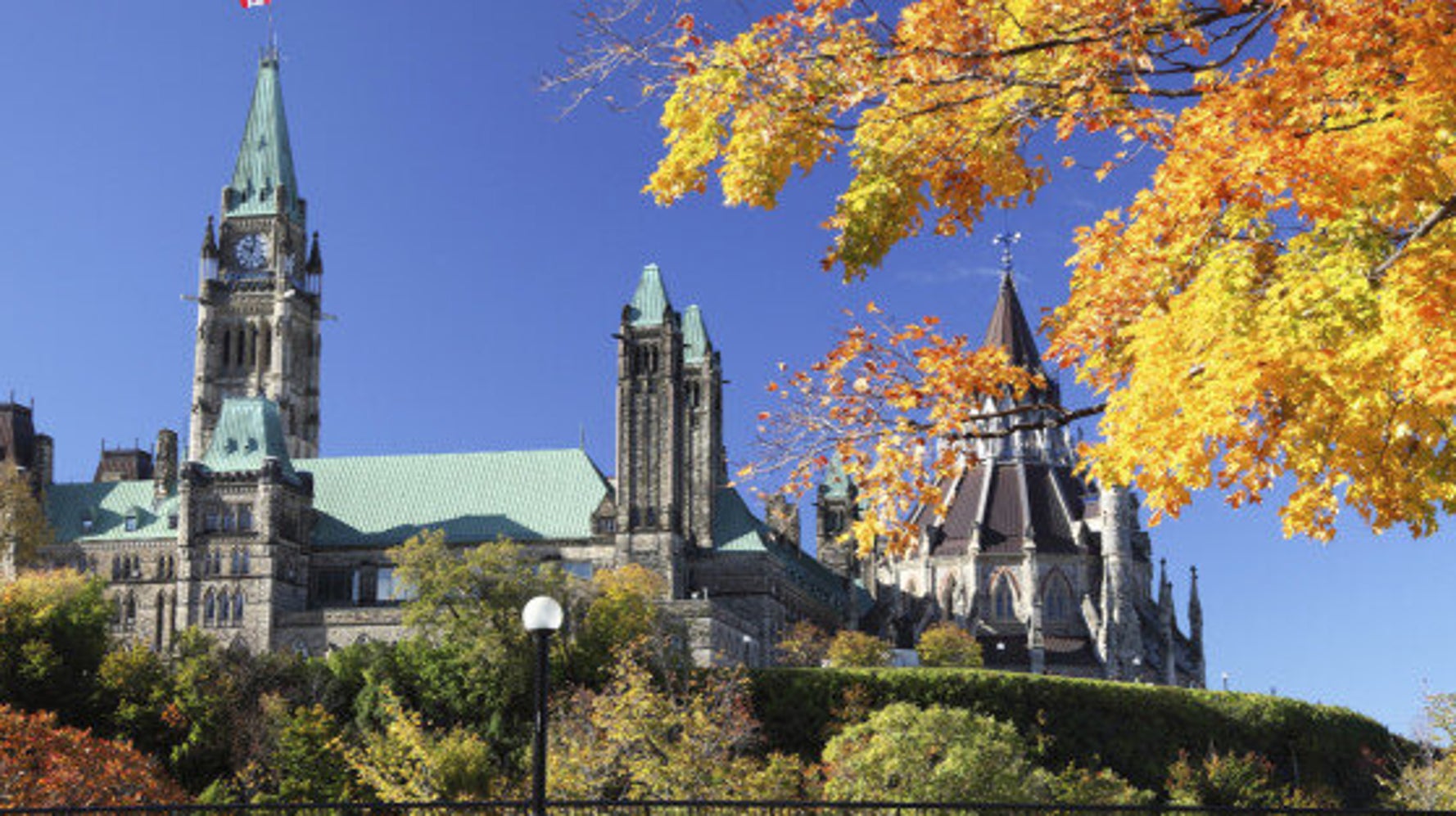 Le projet de faire d'Ottawa une ville bilingue gagne des appuis HuffPost Québec Nouvelles