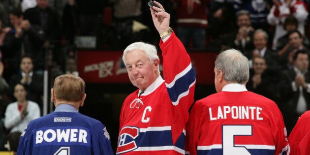 MONTREAL - JANUARY 8: Jean Beliveau, formerly of the Montreal Canadiens, salutes the crowd prior to a game against the Toronto Maple Leafs as the teams salute their Original Six rivalry at the Bell Centre on January 8, 2009 in Montreal, Quebec, Canada. (Photo by Andre Ringuette/NHLI via Getty Images)