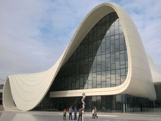 Le Centre culturel Heydar-Aliyev, inauguré en 2012.