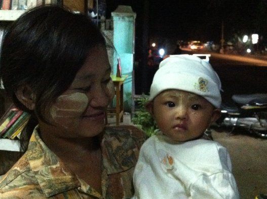 Birmane et son bébé