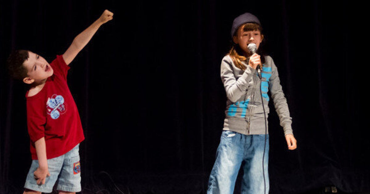 Loco Locass «Le but» devient la chanson officielle de l'école