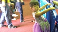 Mon fils porte des robes, et ça ne me dérange pas - Seth