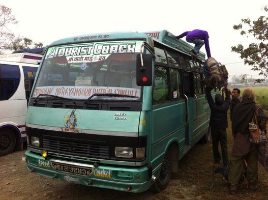 Bus touristique népalais