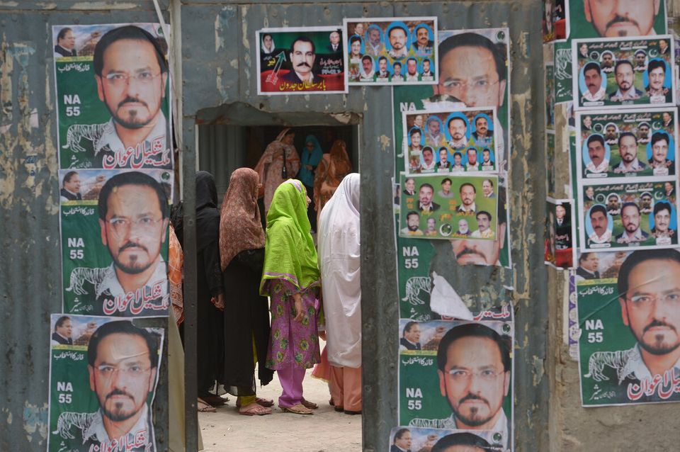 PAKISTAN-UNREST-VOTE