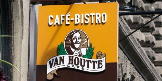 A Van Houtte Bistro cafe Tuesday, September 14, 2010 in Montreal. Quebec-based coffee services company Van Houtte has been sold to Vermont's Green Mountain Coffee Roasters Inc. for $915 million to strengthen the U.S. coffee company's position in North America.THE CANADIAN PRESS/Ryan Remiorz
