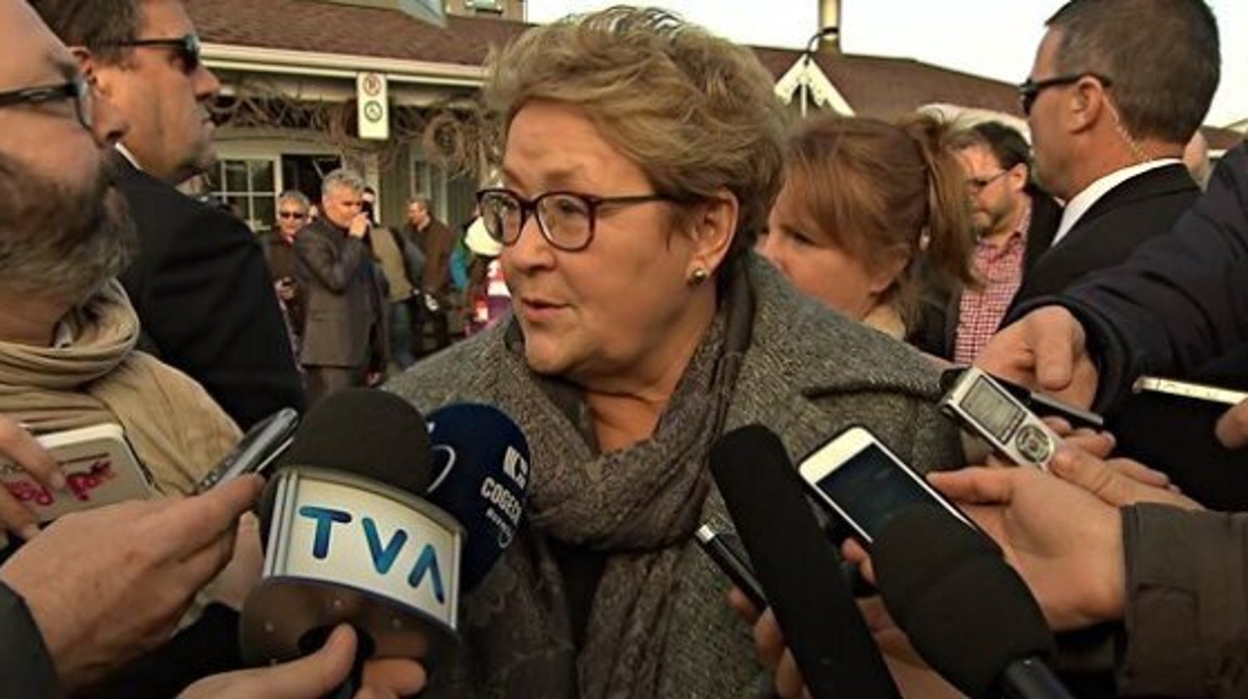 Claude Blanchet et le financement du PQ Pauline Marois nie les