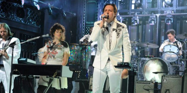 SATURDAY NIGHT LIVE -- 'Tina Fey' Episode 1642 -- Pictured: (l-r) Tim Kingsbury, Regine Chassagne, Win Butler, Jeremy Gara of musical guest Arcade Fire -- (Photo by: Dana Edelson/NBC/NBCU Photo Bank via Getty Images)