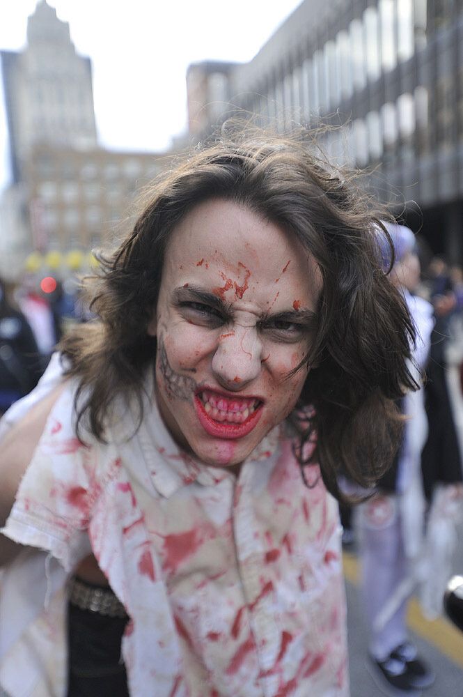 Marche des Zombies de Montréal 2012