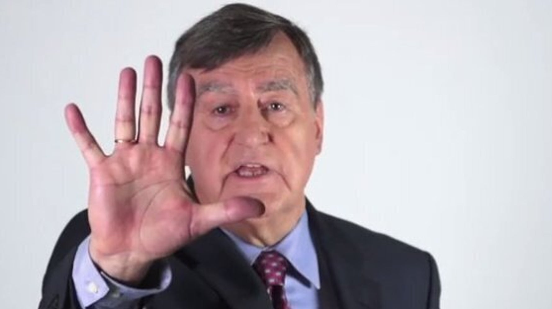 Lucien Bouchard dénonce l'intimidation et confie en avoir été victime
