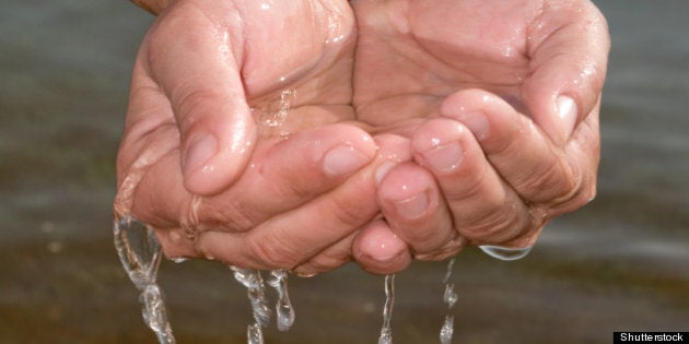 hands of the water drop