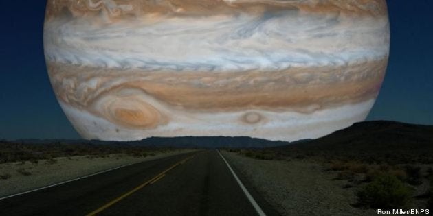 Ce à quoi ressemblerait le ciel si les planètes de notre système solaire prenaient la place de la