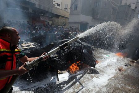 Το αυτοκίνητο στο οποίο επέβαινε ο δοικητής της Χαμάς, το οποίο δέχθηκε αεροπορικό πλήγμα με αποτέλεσμα τον ακαριαίο θάνατό του.