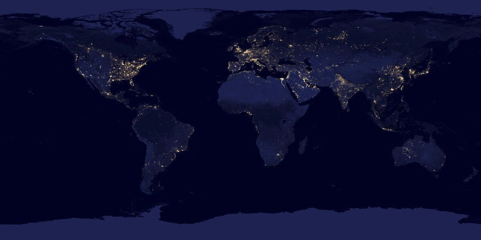 La mappemonde nocturne réalisée par le satellite Suomi NPP de la Nasa