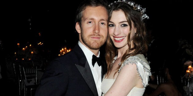 Mariage de star: Anne Hathaway marie Adam Shulman en Valentino