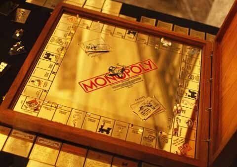 Un Monopoly plaqué or