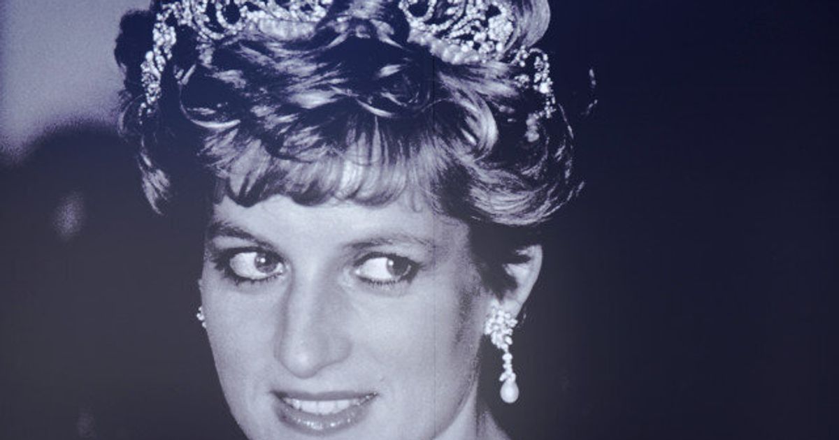 Lady princess. The Crown Диана. Lady Crown. Принцесса из ди ней рая. Cindy c. Princesse Diana.