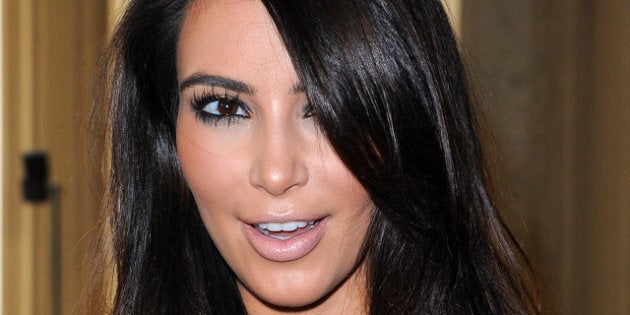Kim Kardashian sans maquillage: la star au naturel, dans la rue