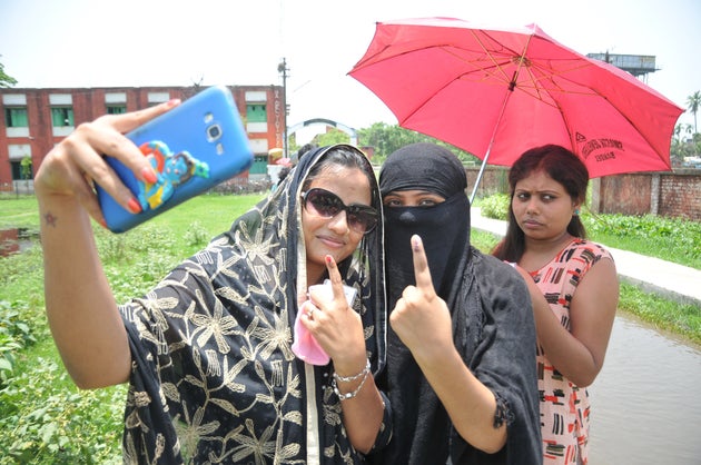 Γιατί οι τουρίστες πληρώνουν για να δουν από κοντά τις εκλογές στην