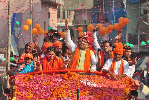 Γιατί οι τουρίστες πληρώνουν για να δουν από κοντά τις εκλογές στην