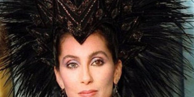 Oscars: les pires coiffures et maquillages