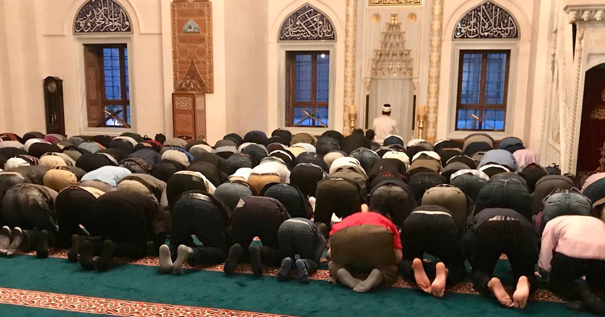 イスラム教の断食月「ラマダン」初日、東京・代々木上原のモスクに行ってきた