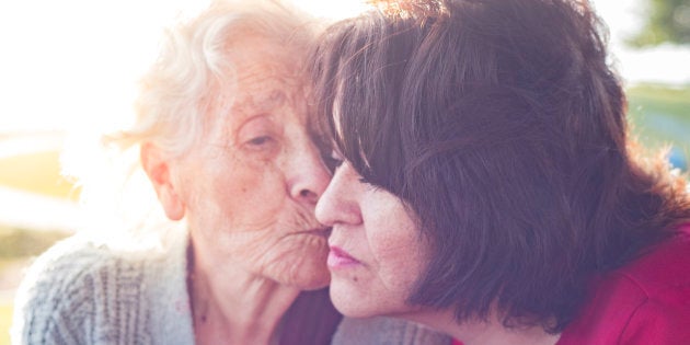 Je m’inquiète davantage du fait que 44 000 Québécois ont besoin de soins palliatifs annuellement alors que les ressources actuelles sont dramatiquement insuffisantes.