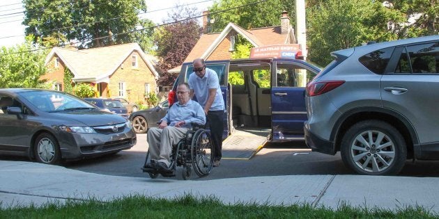 On estime à 750 le nombre nécessaire de chauffeurs de taxi pour desservir quotidiennement la clientèle montréalaise du service de transport adapté et malgré les leviers actuellement en place, la STM peine à les trouver.