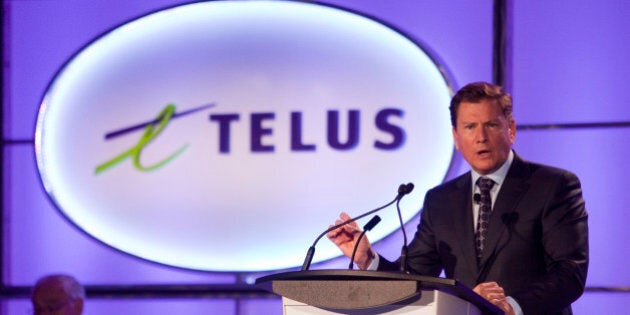 Former Telus CEO Darren Entwistle speaks at the annual general meeting in Vancouver, British Columbia May 8, 2014. Entwistle, who is being replaced by Joe Natale, will stay on as executive chair of the board. REUTERS/Ben Nelms (CANADA - Tags: BUSINESS TELECOMS)