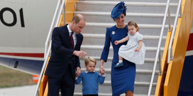 Britain's Prince William (L), Catherine, Duchess of Cambridge, Prince George (2nd L) and Princess Charlotte arrive at the Victoria International Airport for the start of their eight day royal tour to Canada in Victoria, British Columbia, Canada, September 24, 2016. REUTERS/Chris Wattie