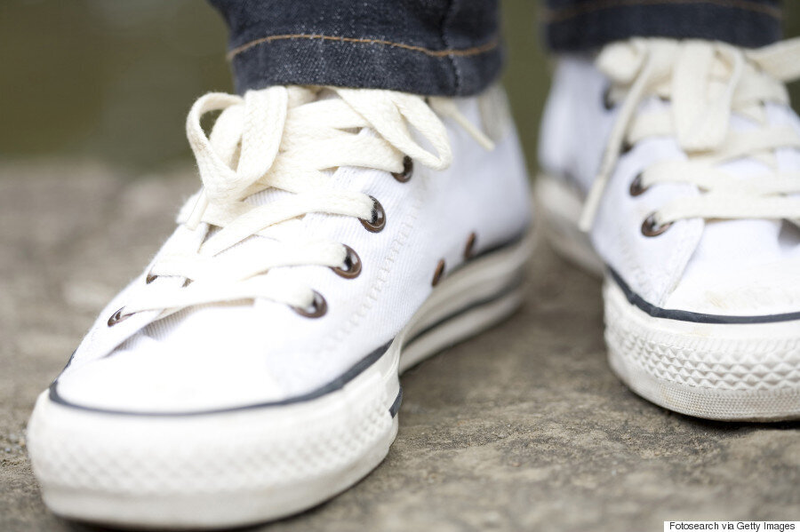 des espadrilles blanches