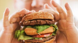 BLOGUE La santé de nos adolescents est menacée par les publicités d’aliments