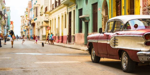 La Havane surprend d'abord par ses couleurs.