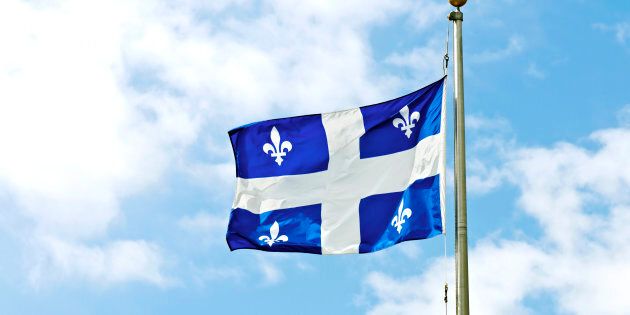 Je me souviens que, de nombreuses fois, les Canadiens de langue française vivant aux Québec ont provoqué des manifestations monstres pour leur langue!