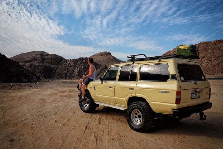 Cameron et "Charlie", le vieux Land Cruiser.