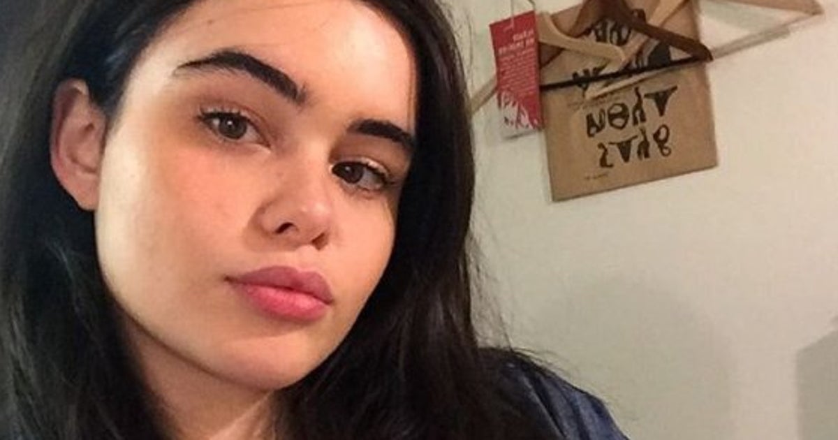 Le mannequin taille plus Barbie Ferreira dévoile ses vergetures avec