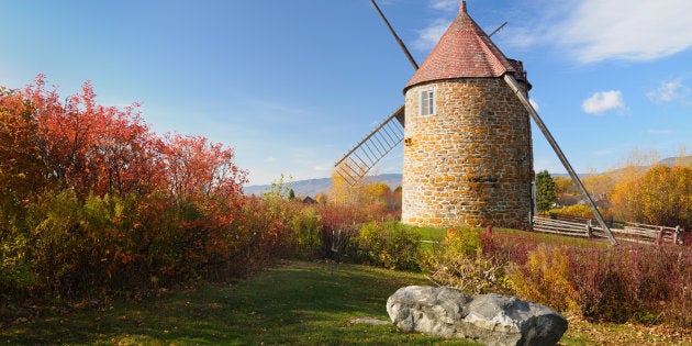 L'île regorge d'attraits : air salin pur, paysages à couper le souffle, activités diverses (musées, centres d'art, location de vélo, cueillette de fruits, artisans culinaires, cidreries, etc.).