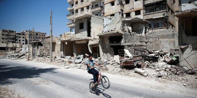Environ «3 millions de personnes, dont le tiers en Syrie» vivent encore dans les zones occupées par l'EI.