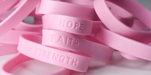 En ce mois d'octobre rose, je n'oublie pas toutes mes « pink friends », mes copines de cancer, celles qui en ont terminé avec les traitements, celles qui le sont toujours et celles qui sont parties trop tôt.