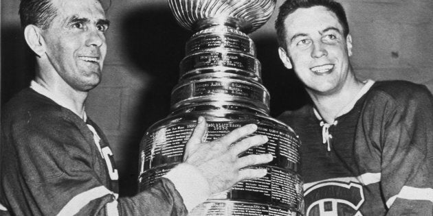 Maurice Richard et Jean Béliveau célèbrent la victoire de la coupe Stanley contre les Bruins de Boston, le 20 avril 1958.