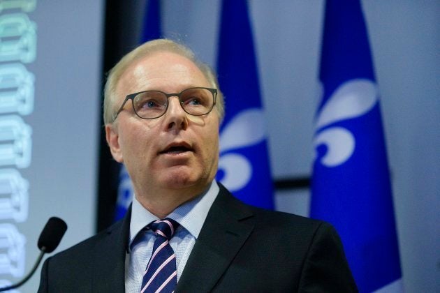 Jean-François Lisée propose d'aller un peu plus loin que les recommandations Bouchard-Taylor.