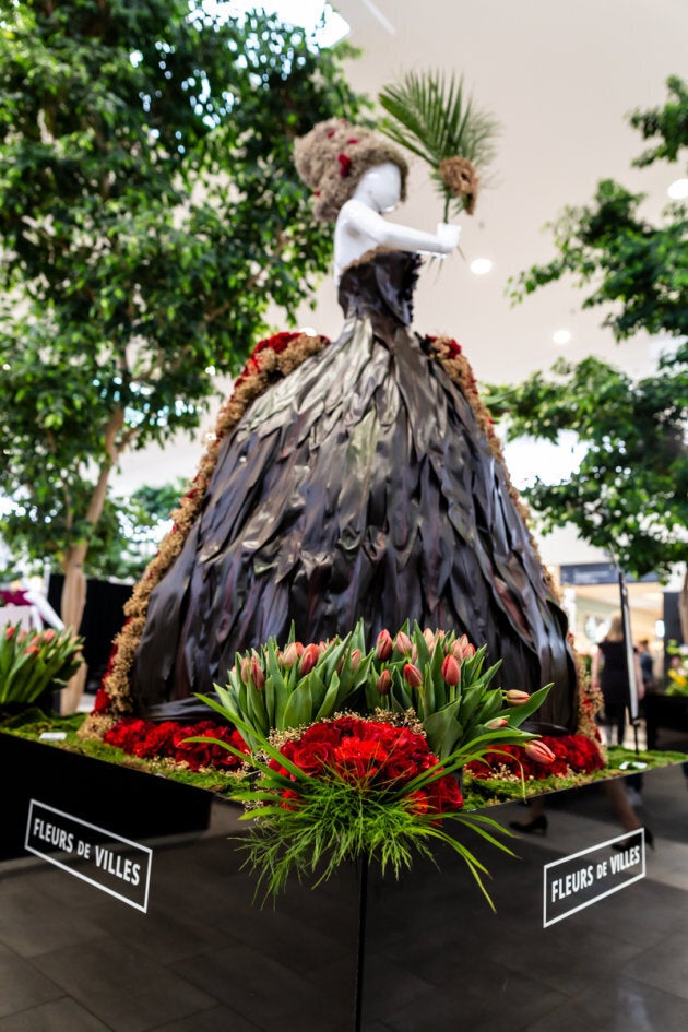 D'immenses sculptures de fleurs débarquent à Québec cet été et ça s'annonce  époustouflant - Narcity