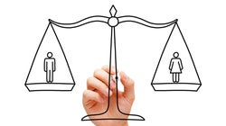 BLOGUE Et si les femmes se tiraient dans le pied avec les