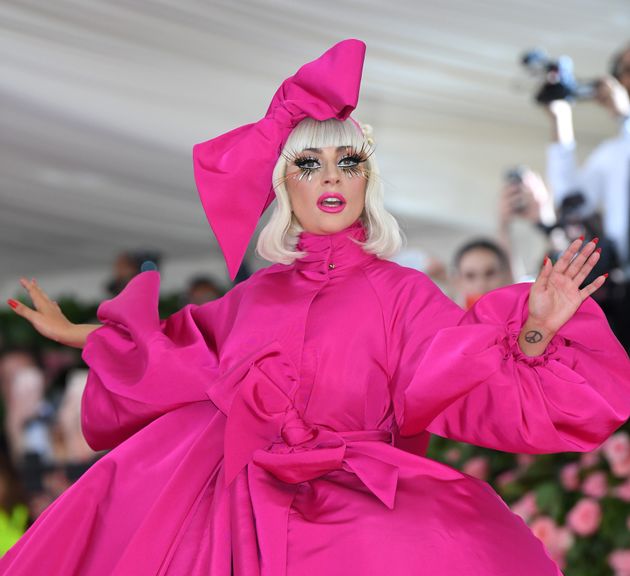 At the Met Gala, Lady Gaga again gives a master class in how to rule the  red carpet - Los Angeles Times