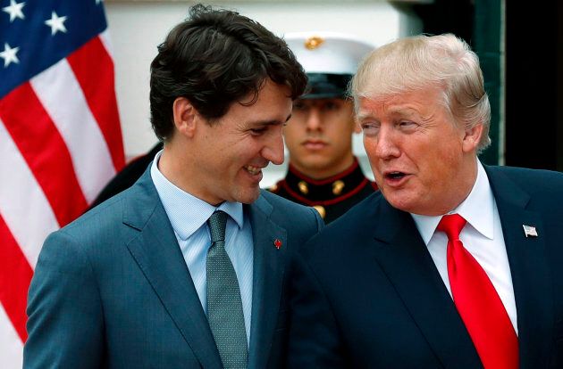 Donald Trump accueille Justin Trudeau à la Maison-Blanche, en 2017.