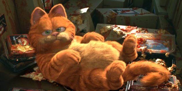 Le chat Garfield et ses fameux plats de lasagnes dans le film
