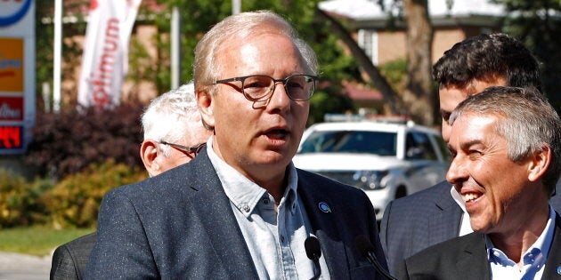 Dimanche, Jean-François Lisée promettait qu'un gouvernement péquiste ferait baisser le prix de l'essence à la pompe.