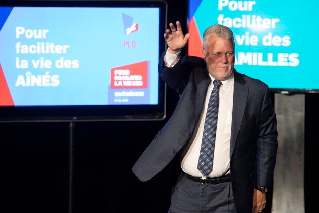 Le premier ministre sortant s'est adressé à quelques supporters réunis à Saint-Félicien, dans sa circonscription du Lac-Saint-Jean.